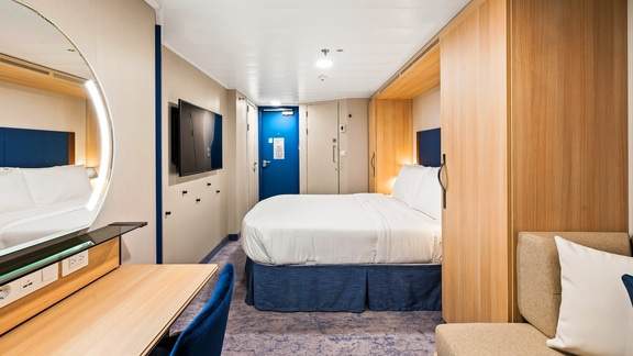Ship accomodation